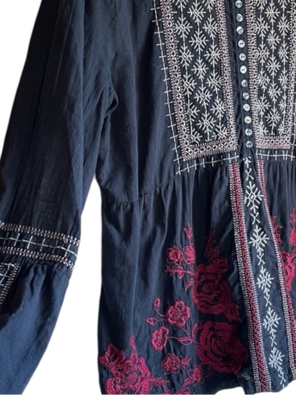 Johnny Was 3J Workshop Embroidered Cotton Peasant Tunic Top Navy Floral Size L - Picture 10 of 10